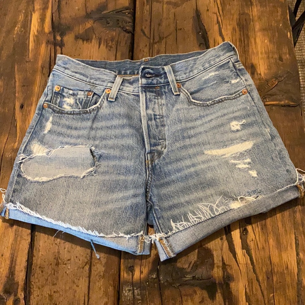 Reworked Levi shorts from free people size 26